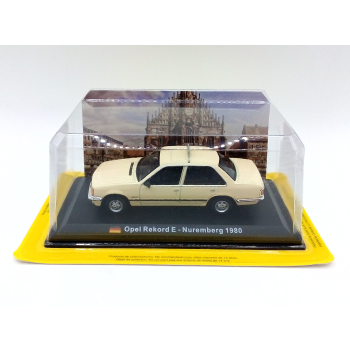 Opel Rekord E Nuremberg Taxi 1980 - skala 1:43 - Centauria